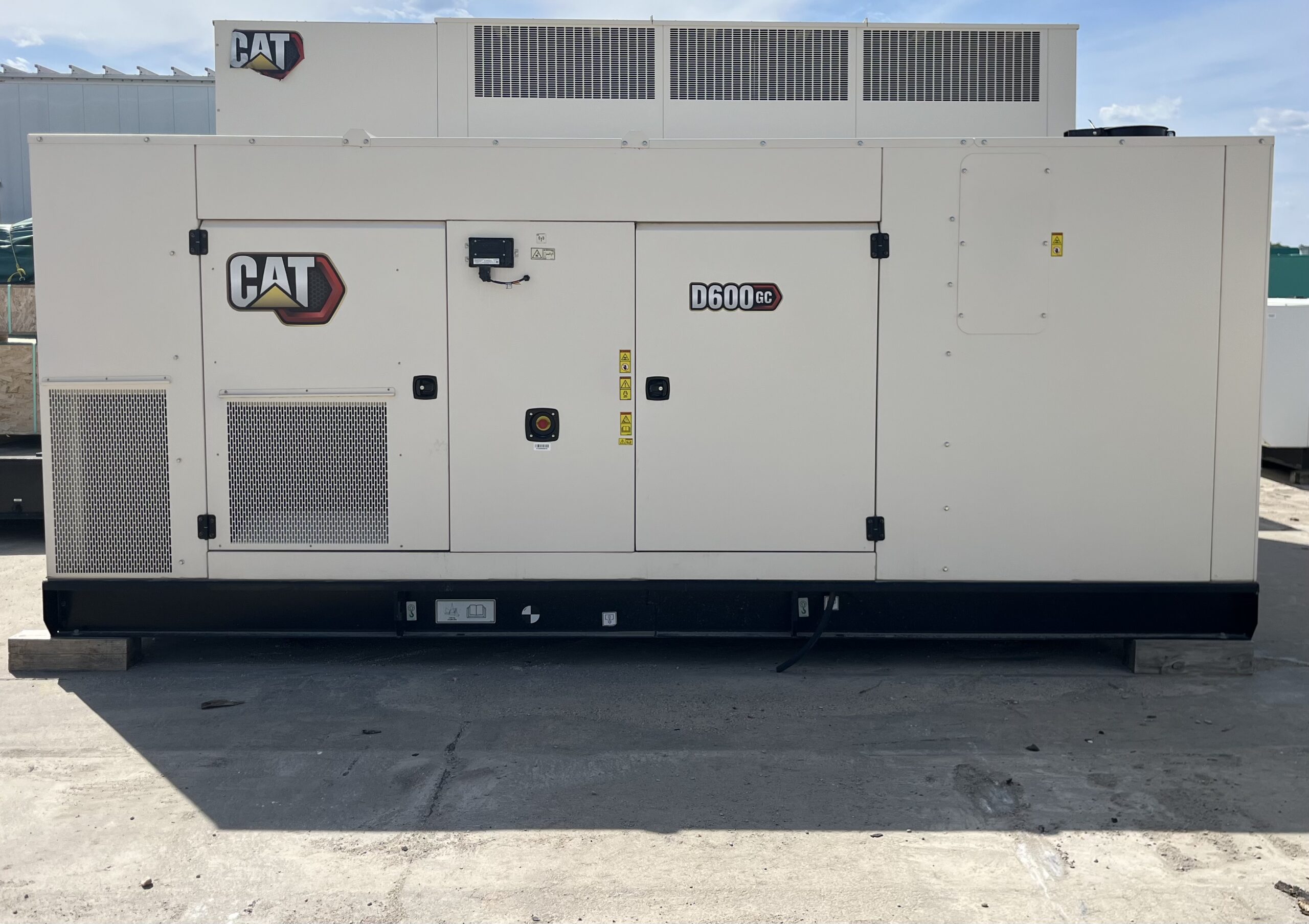 IMG_0240 Caterpillar D600GC Diesel Generator Set - Image 1